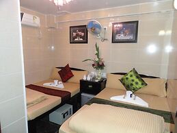 NEW DAY NIGHT HOSTEL