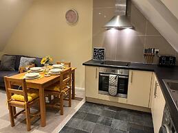 Central Location 2-bed Apartment in Maidstone