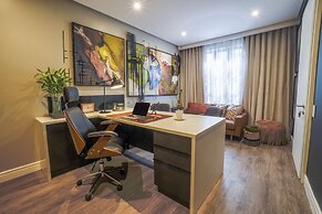 The Weinberg Urban Pods