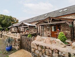 Barn 2