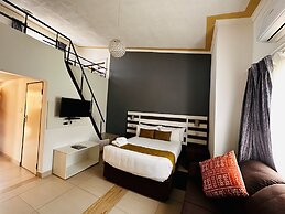 Epanga Apartments