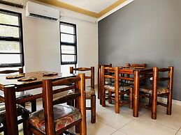 Epanga Apartments