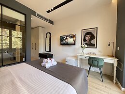 Retreat Apartments
