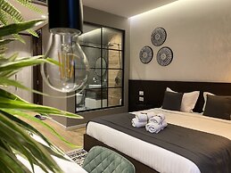 Retreat Apartments