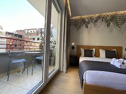 Retreat Apartments