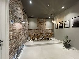 Retreat Apartments