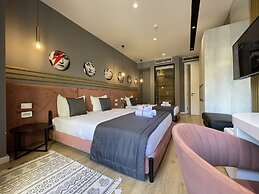 Retreat Apartments