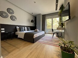 Retreat Apartments