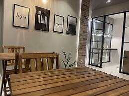 Retreat Apartments
