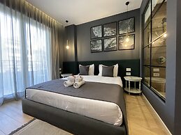 Retreat Apartments