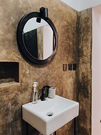 BaraBara Eat&Sleep - Eco Boutique Hotel