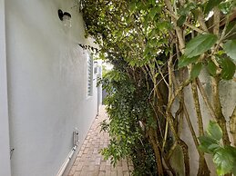 Sonsoleá Host