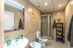 Skysea Holidays City Center Suites