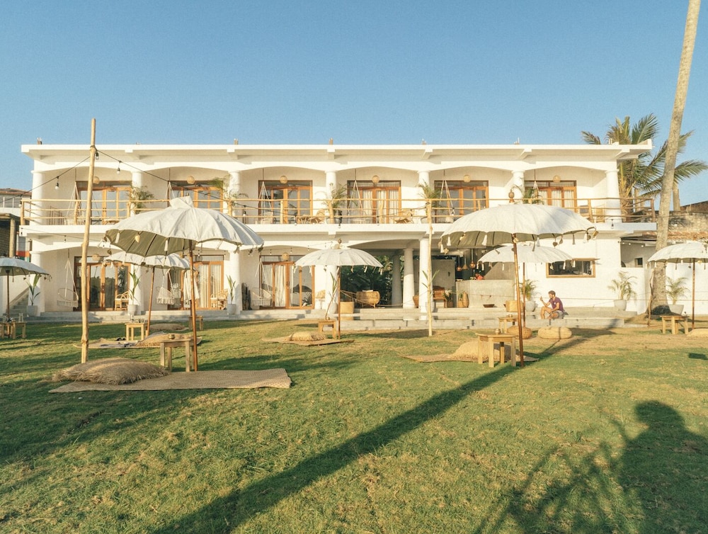 Dreamsea surf camp Sri Lanka