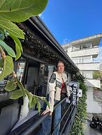 Hostel Joy Cll 85