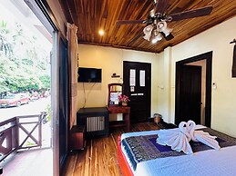 Anisa Mekong Riverside Villa