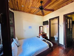 Anisa Mekong Riverside Villa