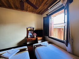 Anisa Mekong Riverside Villa