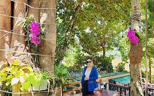 Anisa Mekong Riverside Villa
