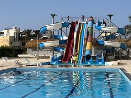 Fanadir Bay Suites&Beach Resort