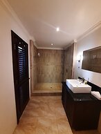 Moringa Villa