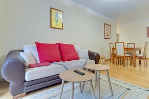 Isabel Apartment