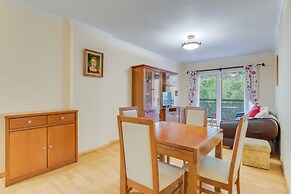 Isabel Apartment