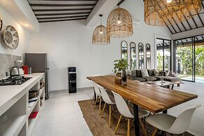 Villa Moju by Alfred in Bali