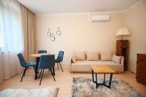Orange by 3City Rentals