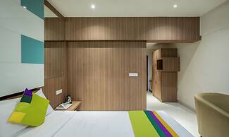 Smilestay Hiland Suites