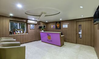 Smilestay Hiland Suites