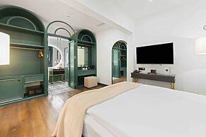 Belmondo Suites Old Town