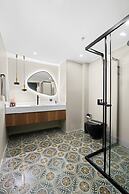 Belmondo Suites Old Town