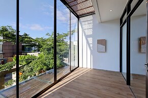 Paradise Living Villa Canggu
