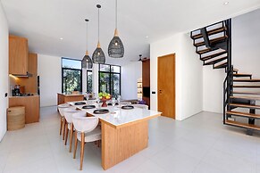 Paradise Living Villa Canggu
