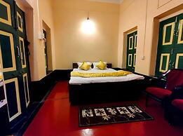 Tulin Heritage Bungalow