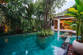 Frangipani Villa Merah at Berawa