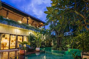 Frangipani Villa Merah at Berawa