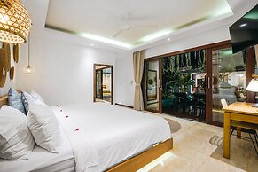 Frangipani Villa Merah at Berawa