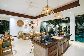 Frangipani Villa Merah at Berawa