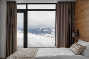 Gogi Resort