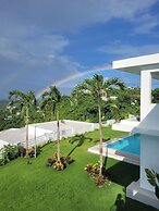 Sunset Villa with Infinity Pool