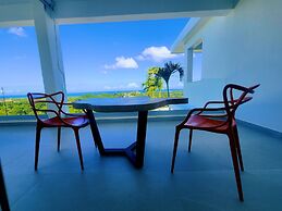Sunset Villa with Infinity Pool