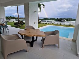 Sunset Villa with Infinity Pool