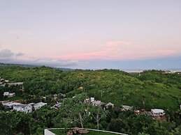 Sunset Villa with Infinity Pool