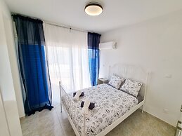 Beach Vibes Apartment