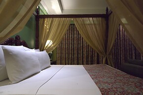 Mayfair Oasis Resort & Convention