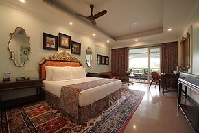 Mayfair Oasis Resort & Convention