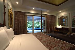 Mayfair Oasis Resort & Convention