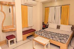 Vrinda Hotel
